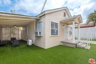 1165 W 38th Street, Los Angeles, CA 90037