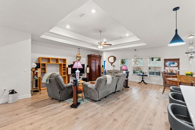 58 Hammock Breeze Drive, Freeport, FL 32439