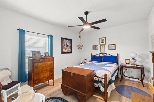 58 Hammock Breeze Drive, Freeport, FL 32439