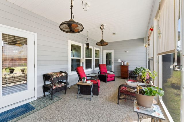 58 Hammock Breeze Drive, Freeport, FL 32439