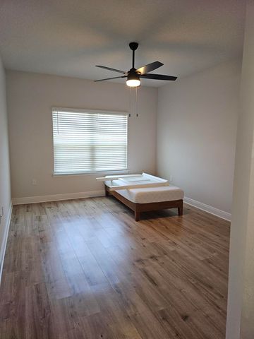 58 Hammock Breeze Drive, Freeport, FL 32439
