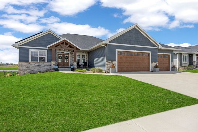 1601 Heartland St, Fairfax, IA 52888