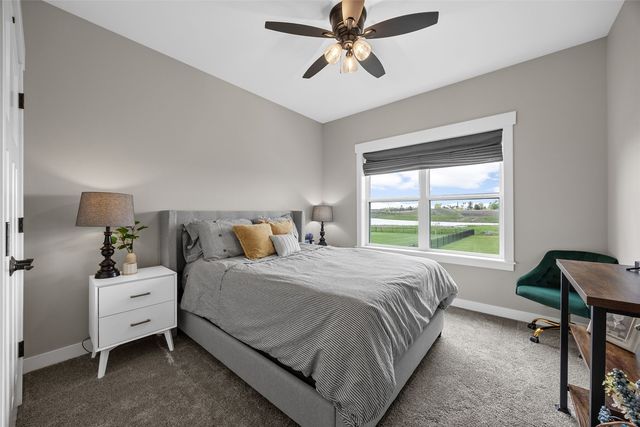 1601 Heartland St, Fairfax, IA 52888