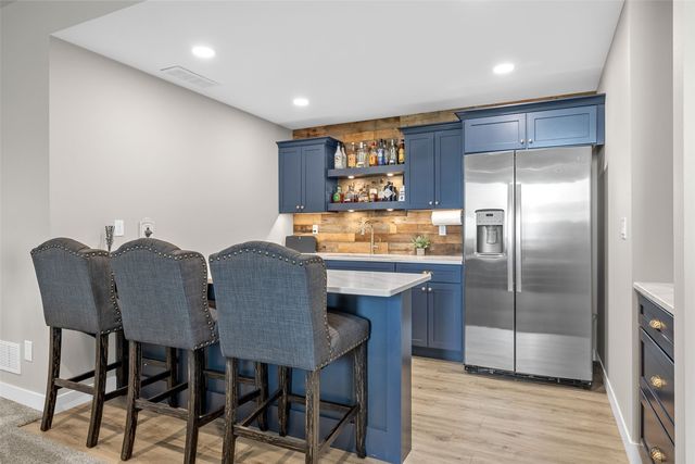 1601 Heartland St, Fairfax, IA 52888