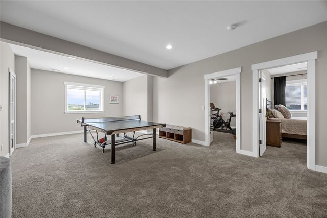 1601 Heartland St, Fairfax, IA 52888
