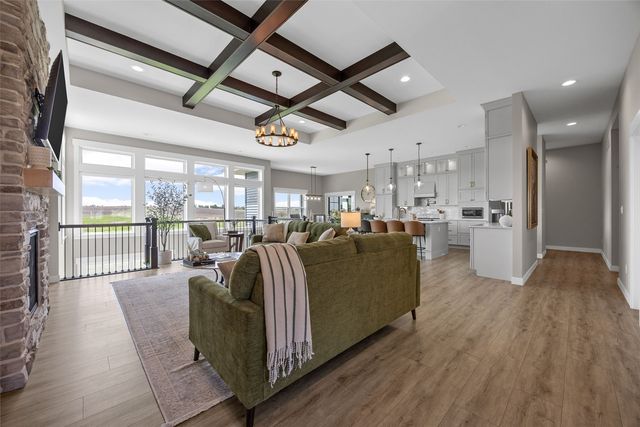 1601 Heartland St, Fairfax, IA 52888