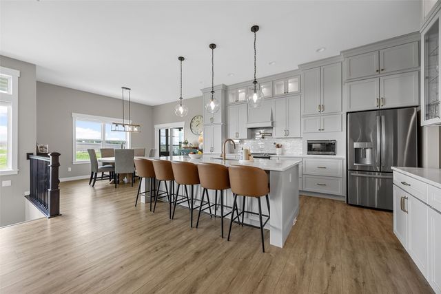 1601 Heartland St, Fairfax, IA 52888