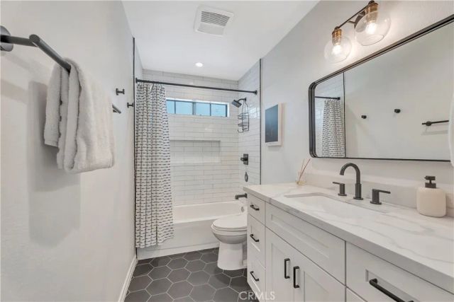 1924 Mathews Avenue C, Redondo Beach, CA 90278