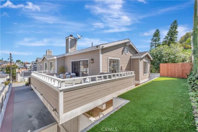 1924 Mathews Avenue C, Redondo Beach, CA 90278