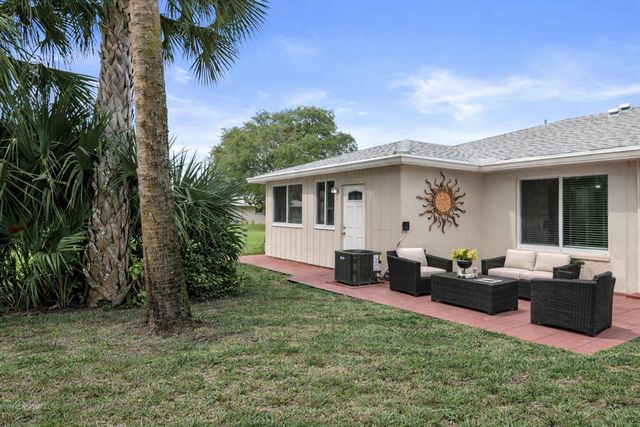 460 Franconia Circle A, Lake Worth, FL 33467