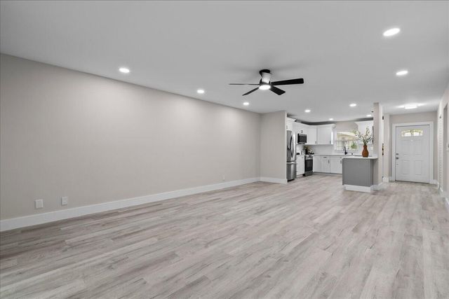 460 Franconia Circle A, Lake Worth, FL 33467