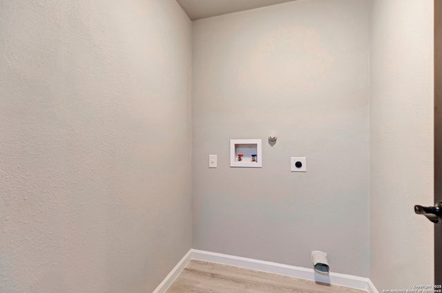 227 Burwood, San Antonio, TX 78213