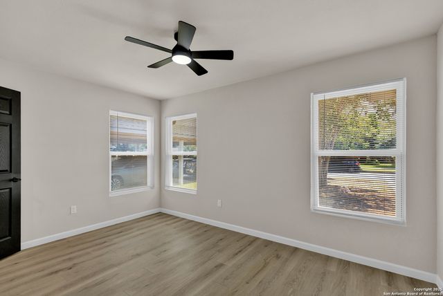 227 Burwood, San Antonio, TX 78213