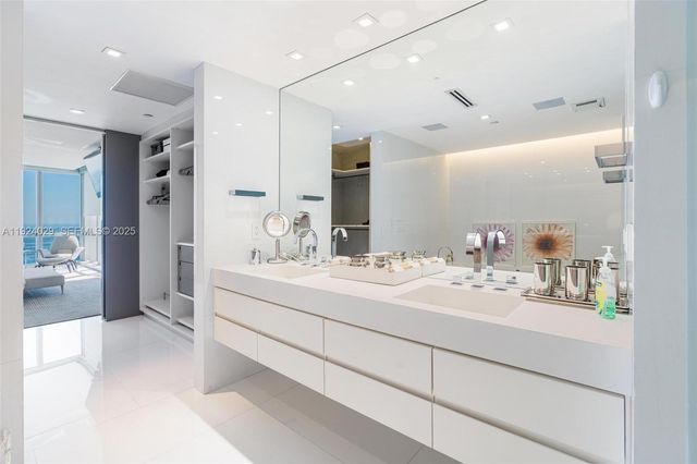 17121 Collins Ave 3201, Sunny Isles Beach, FL 33160