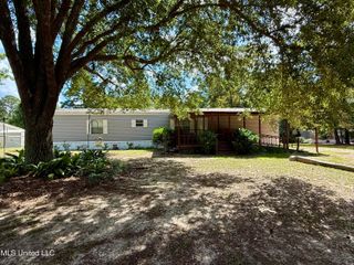 1092 Johnston Station Road, Summit, MS 39666