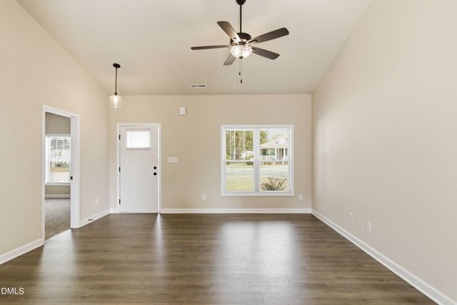 404 S Eastwood Drive, Benson, NC 27504