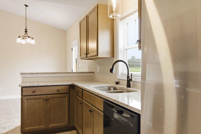 404 S Eastwood Drive, Benson, NC 27504