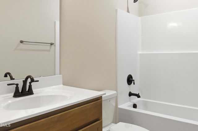 404 S Eastwood Drive, Benson, NC 27504