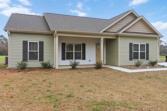 404 S Eastwood Drive, Benson, NC 27504