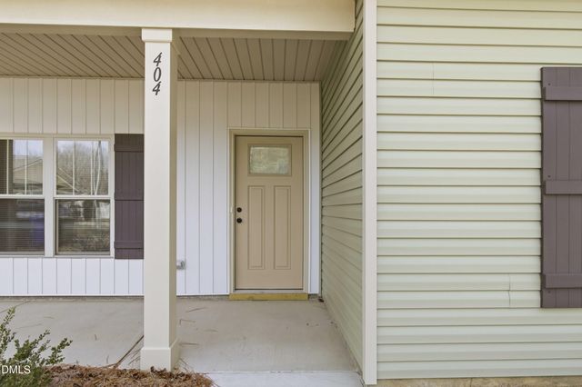 404 S Eastwood Drive, Benson, NC 27504