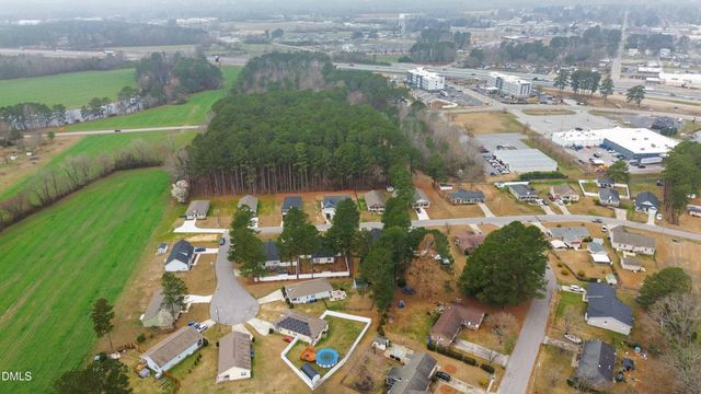 404 S Eastwood Drive, Benson, NC 27504
