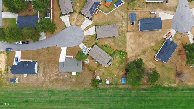 404 S Eastwood Drive, Benson, NC 27504