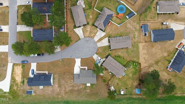 404 S Eastwood Drive, Benson, NC 27504