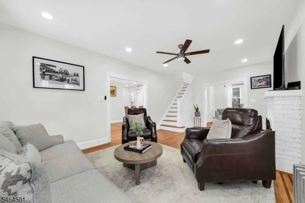 88 Lindbergh Blvd, Teaneck Twp., NJ 07666 — photo 4