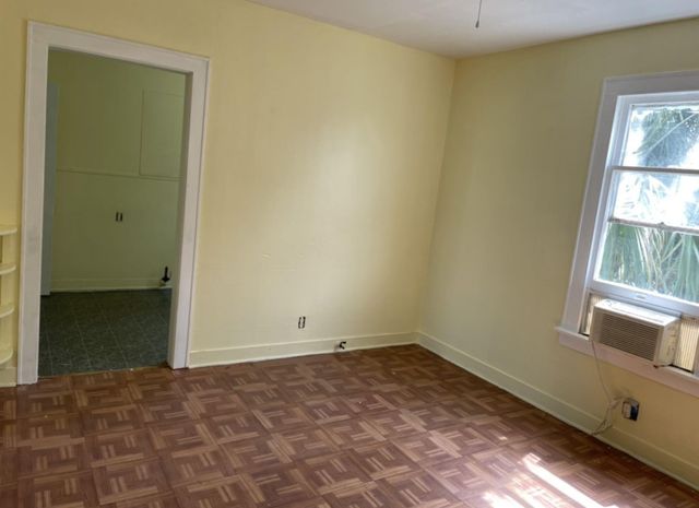 2313 67th Street, Galveston, TX 77551
