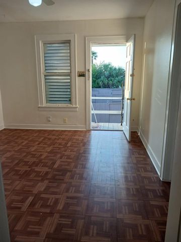 2313 67th Street, Galveston, TX 77551