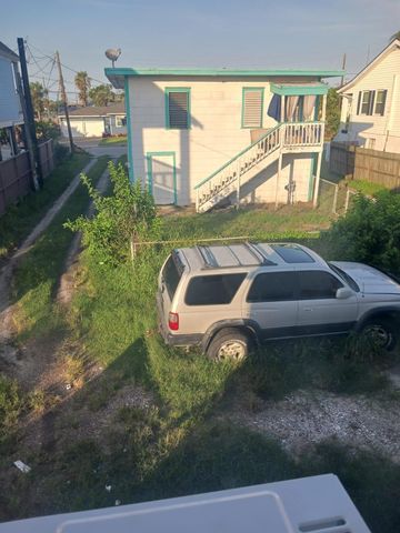 2313 67th Street, Galveston, TX 77551