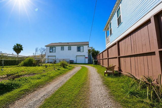 2313 67th Street, Galveston, TX 77551