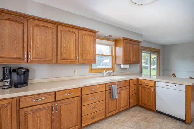 2515 S GREENVIEW STREET, Appleton, WI 54915