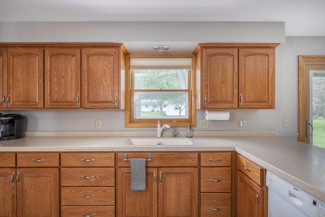 2515 S GREENVIEW STREET, Appleton, WI 54915