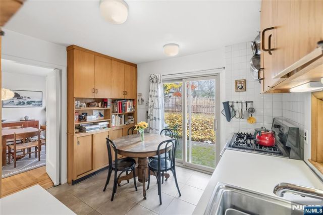 69 Sussex Road, Tenafly, NJ 07670