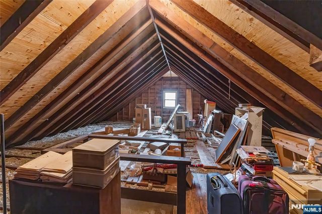 69 Sussex Road, Tenafly, NJ 07670