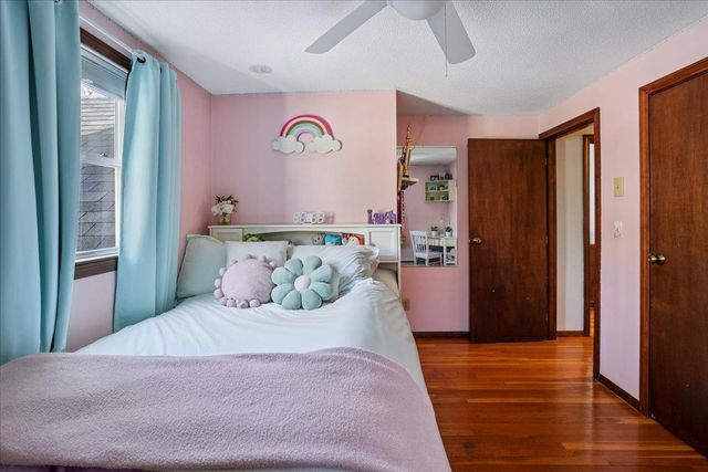 6 Maple Drive, Bedford, NH 03110