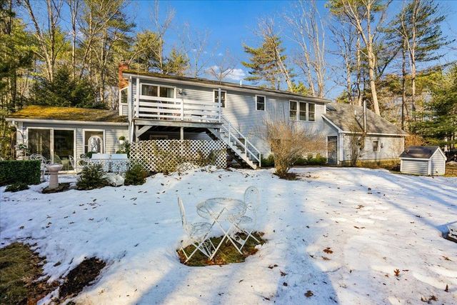 6 Maple Drive, Bedford, NH 03110