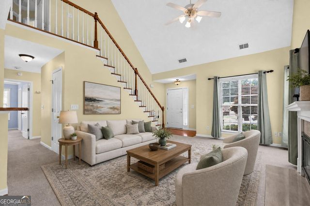 315 Cloverwood Drive, Fayetteville, GA 30215
