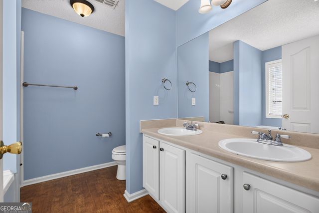 315 Cloverwood Drive, Fayetteville, GA 30215