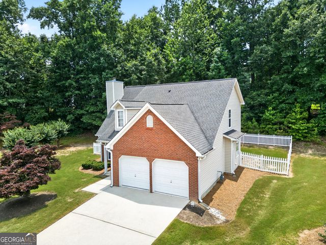 315 Cloverwood Drive, Fayetteville, GA 30215