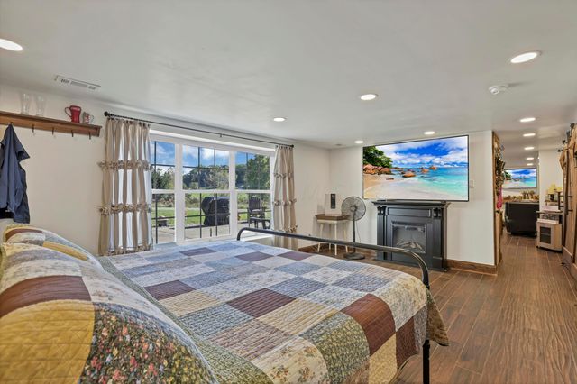 5470 Pleasant Chapel Road, Heath, OH 43056