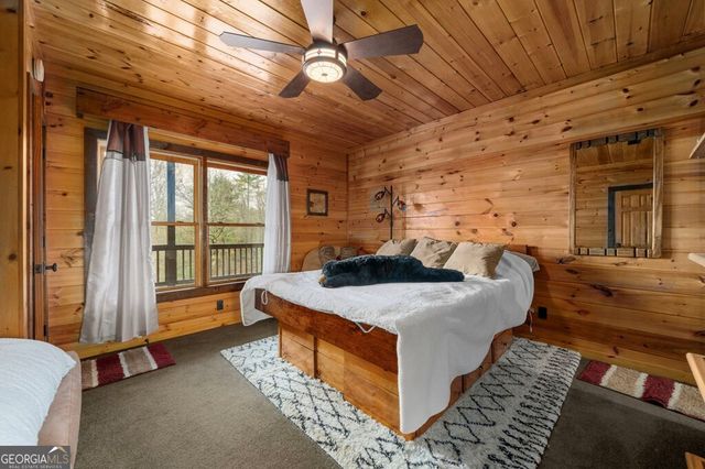 247 Toccoa Overlook Drive, Blue Ridge, GA 30513