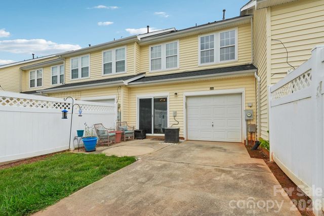 2038 Oakstone Drive, Monroe, NC 28110