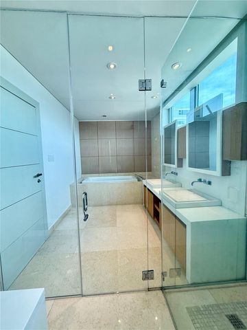 7 C. MANUEL RODRIGUEZ SERRA 9, San Juan, PR 00907