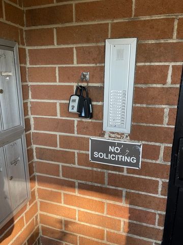 1343 N Winslowe Drive 203, Palatine, IL 60074