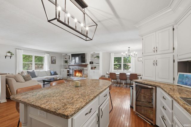 1059 S Southernview Drive, Lafayette, IN 47909