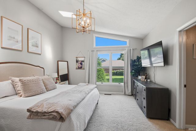 1059 S Southernview Drive, Lafayette, IN 47909