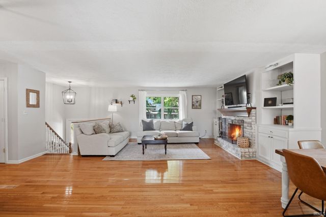 1059 S Southernview Drive, Lafayette, IN 47909