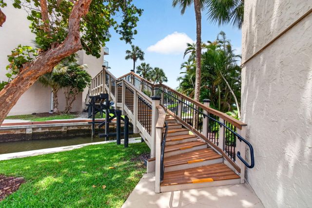 12 Royal Palm Way 501, Boca Raton, FL 33432